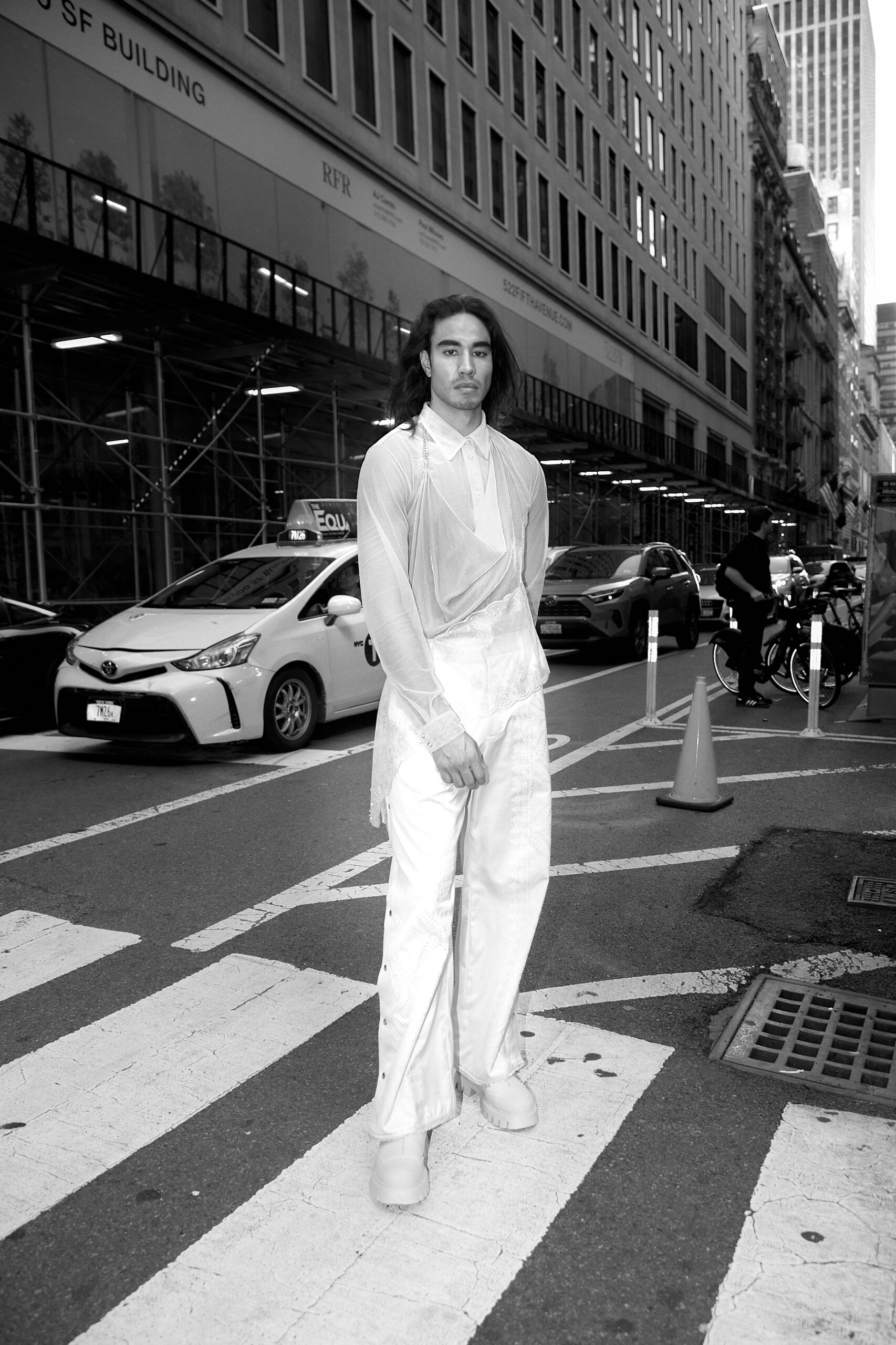 Bugaric_New-York-Fashion-Week_Street-Style-Campaign_02_Flare-Talents_C.JakobKotzmuth_015
