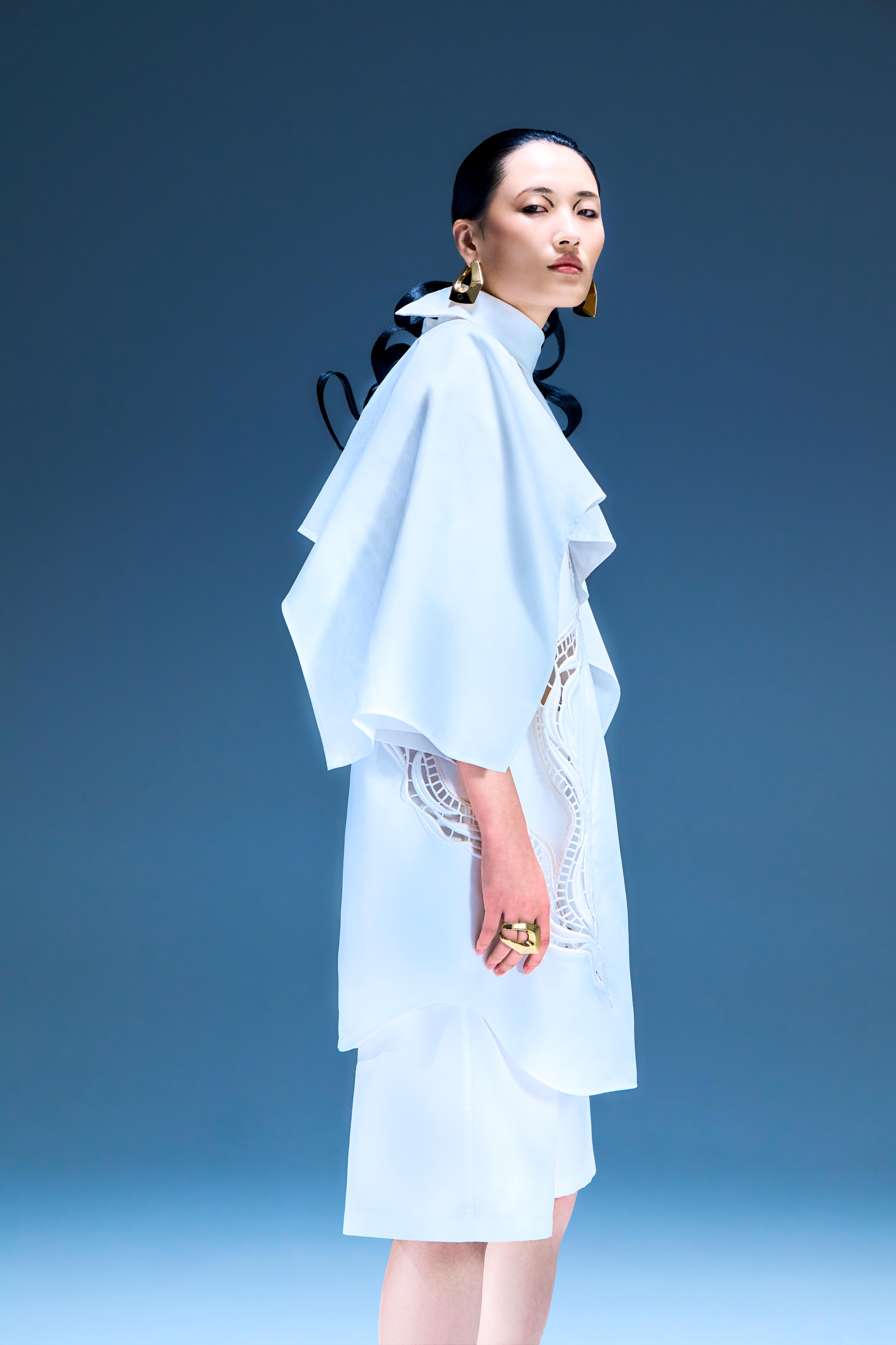 Aurora_Eternal Flow_Fashion Editorial_C.Jakob Kotzmuth_017