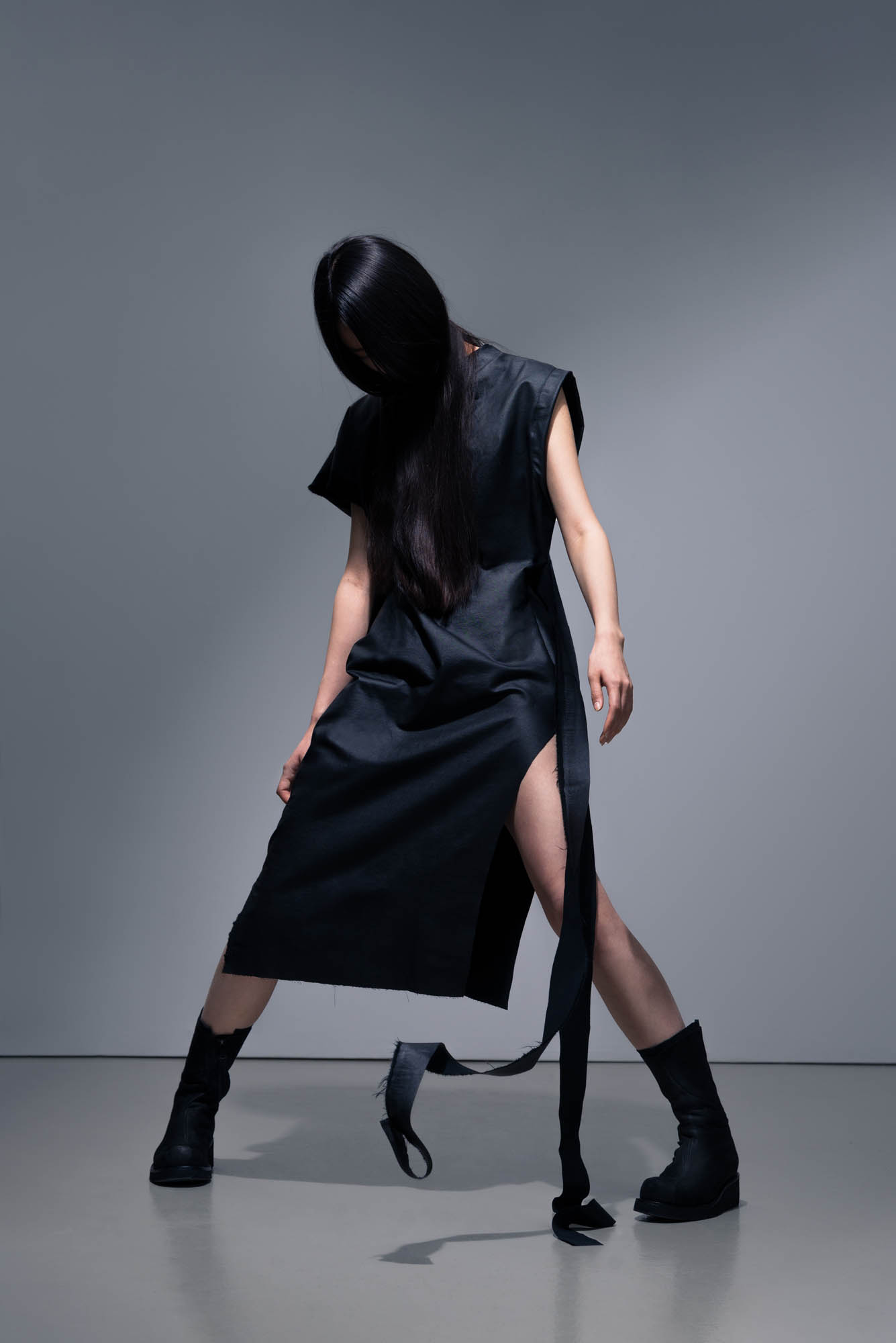Editorial_Silhouette-on-Canvas_Fashion-Editorial_C.JakobKotzmuth_011_FULLRES