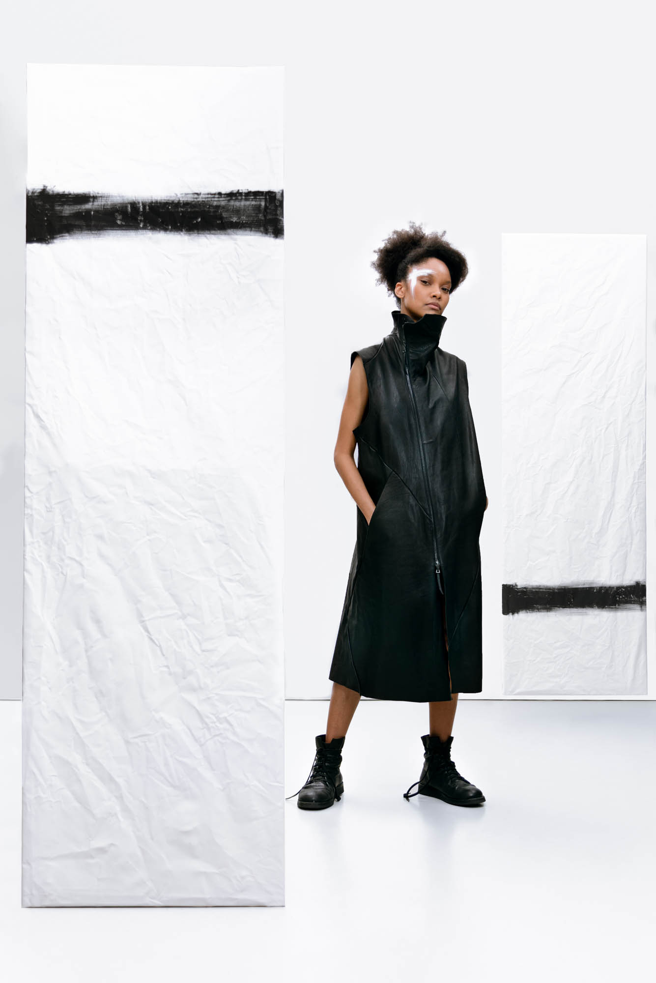 Editorial_Silhouette-on-Canvas_Fashion-Editorial_C.JakobKotzmuth_012_FULLRES