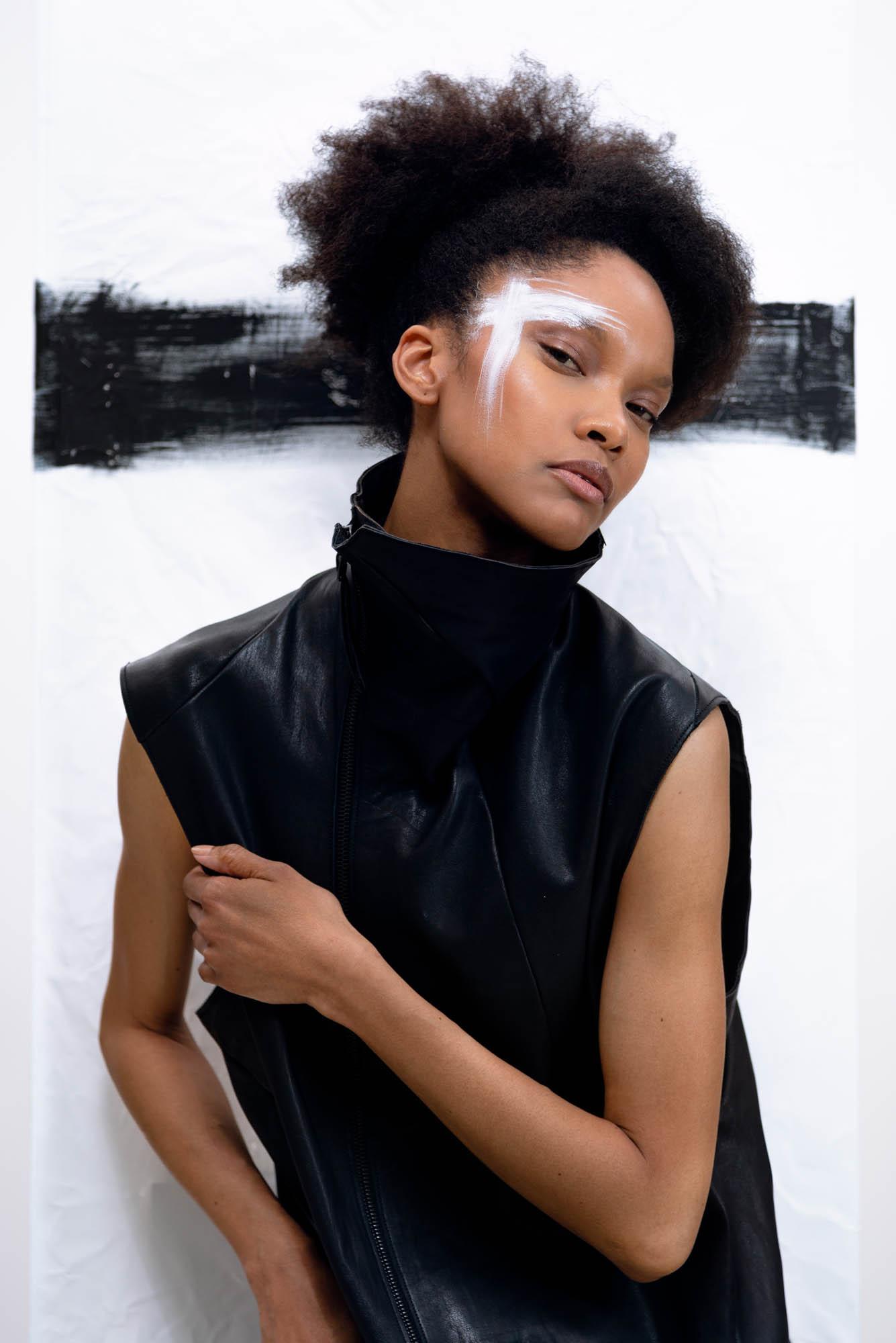 Editorial_Silhouette-on-Canvas_Fashion-Editorial_C.JakobKotzmuth_016_FULLRES