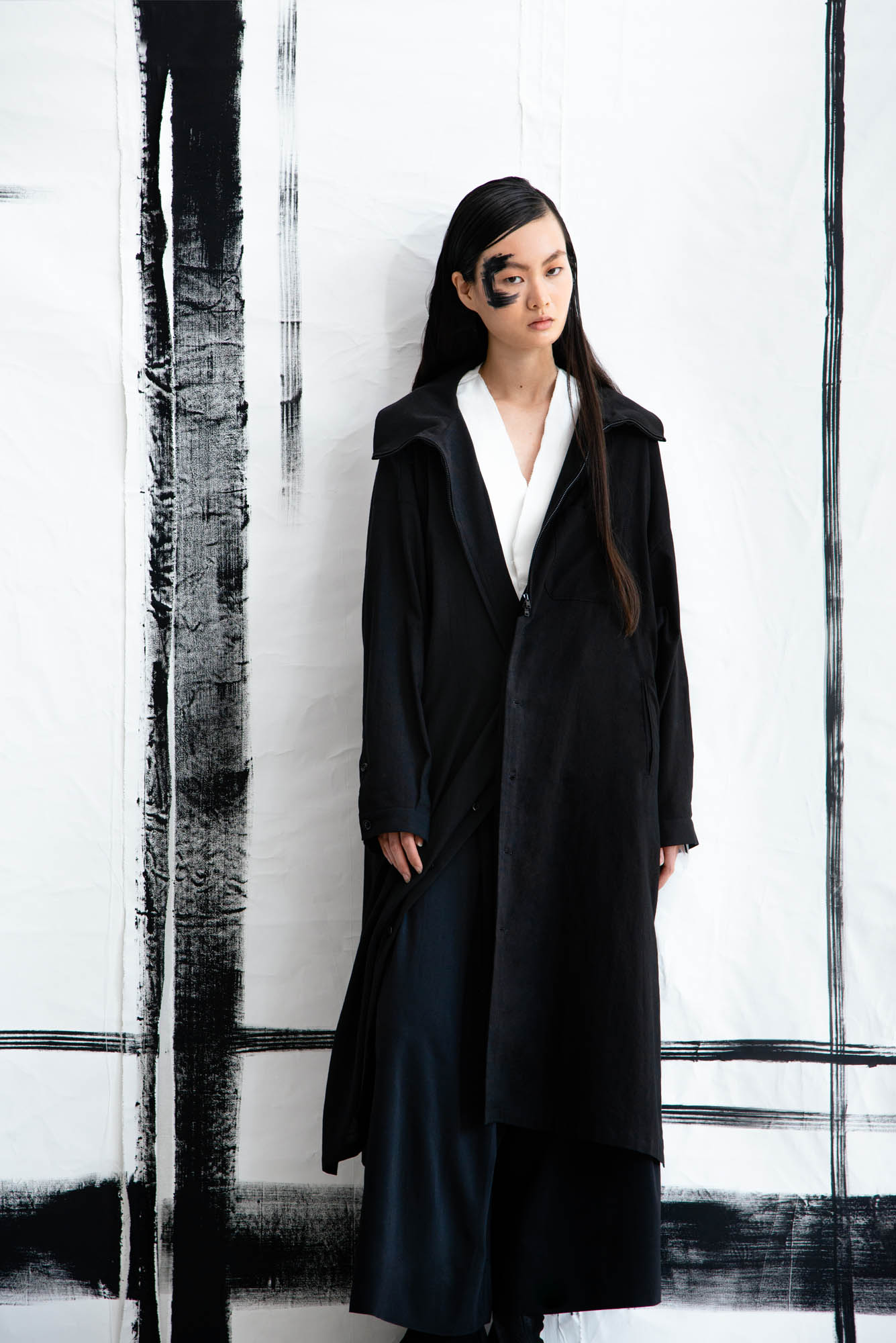 Editorial_Silhouette-on-Canvas_Fashion-Editorial_C.JakobKotzmuth_026_FULLRES