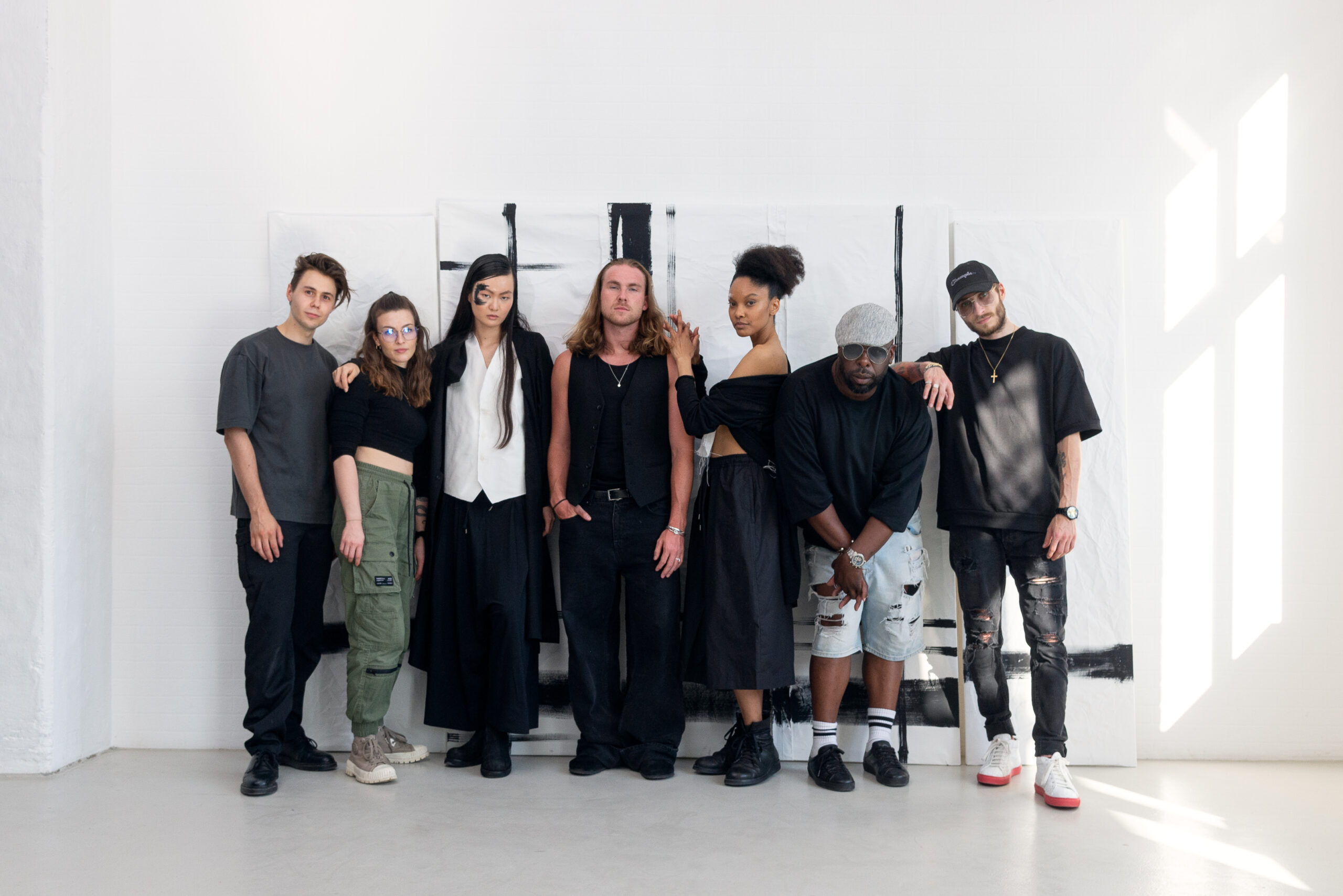 Team Pictures_Silhouette on Canvas_Fashion Editorial_C.JakobKotzmuth_004