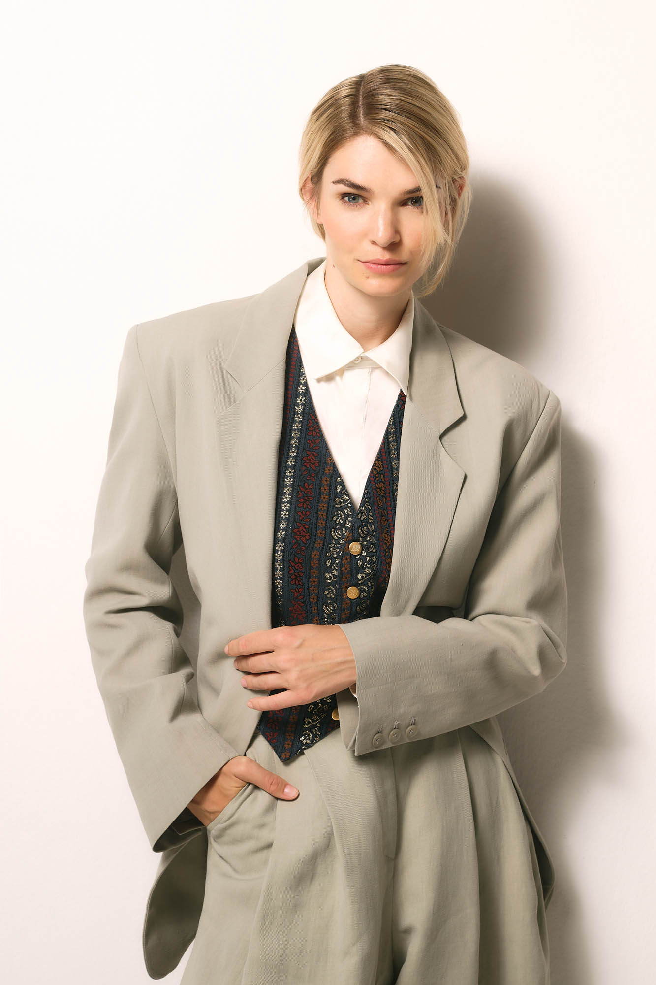 Luisa Hartema_Editorial_Makeover Hamburg_C.Jakob Kotzmuth_005