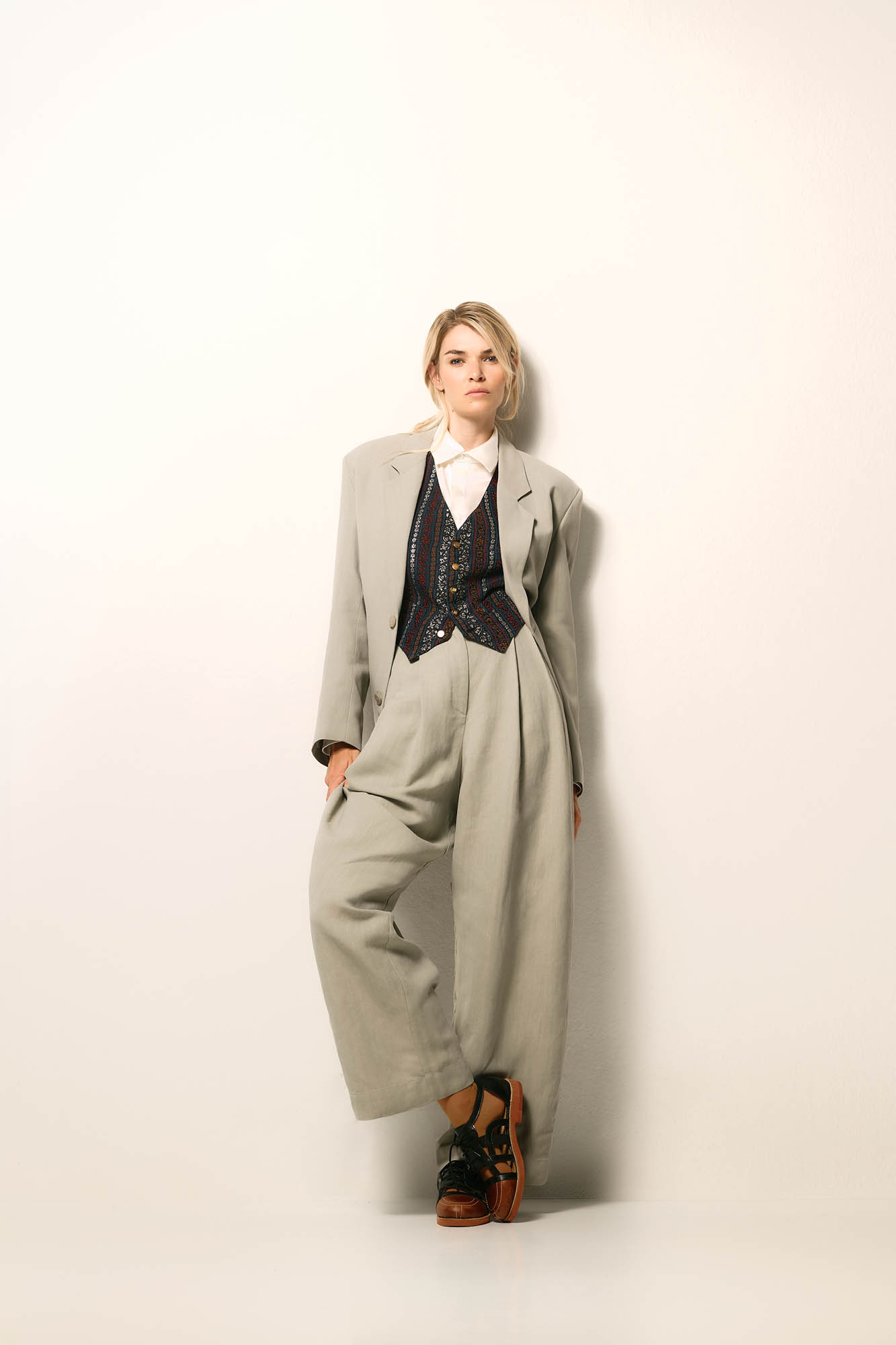 Luisa Hartema_Editorial_Makeover Hamburg_C.Jakob Kotzmuth_006