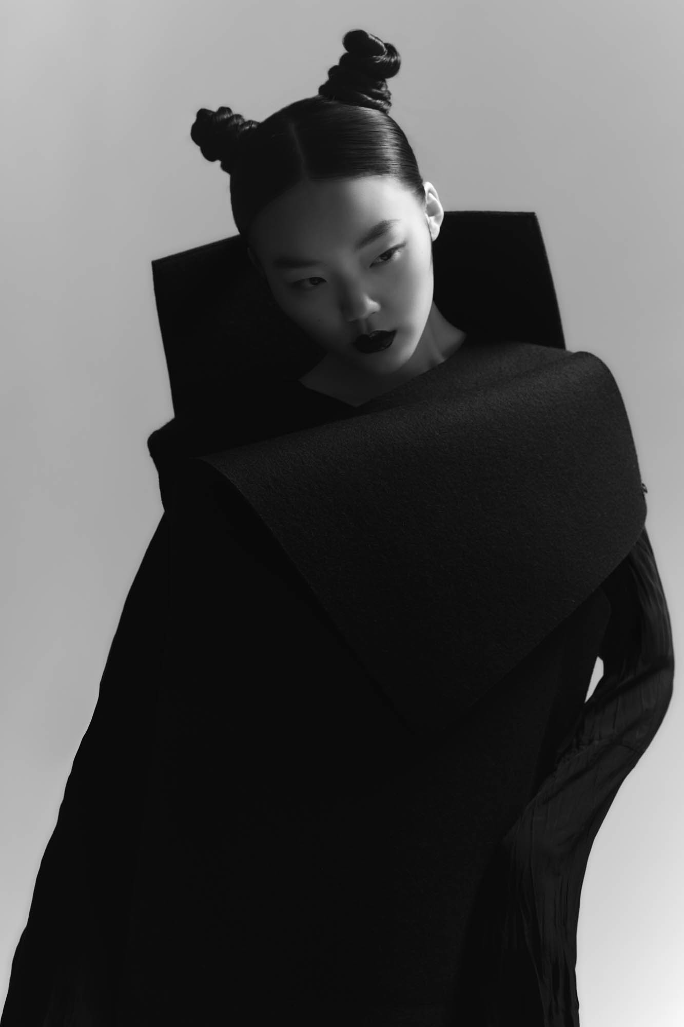 None But The Lonely Heart_HIGHRES_Fashion Editorial_Final_2025_C.JakobKotzmuth_011